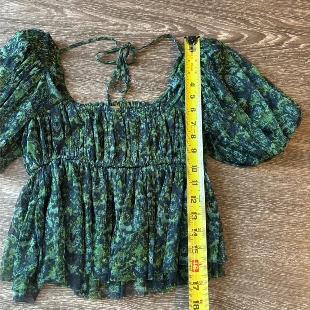 Free People PENELOPE puff sleeve tie at back blouse. Women’s XS‎